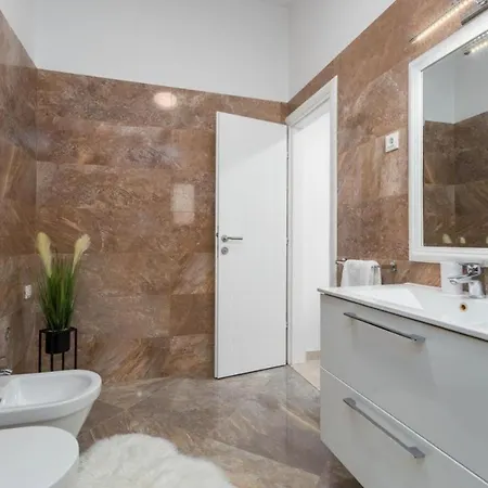 Villa Mirjana With Private Pool *