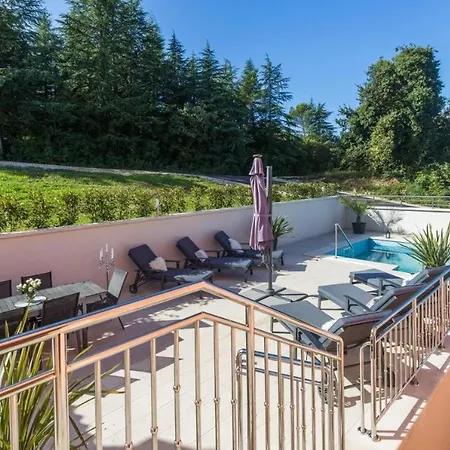 Villa Mirjana With Private Pool