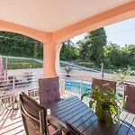 Mirjana With Private Pool Vila *