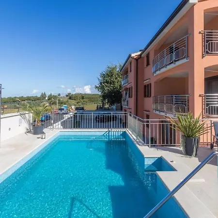 Villa Mirjana With Private Pool