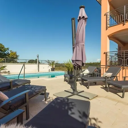 Mirjana With Private Pool
